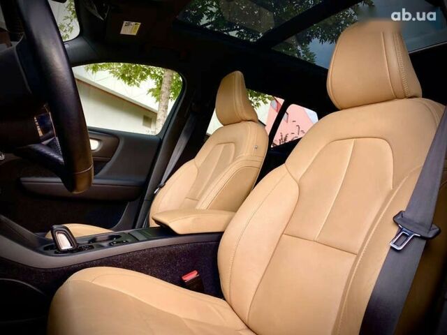 Вольво XC40, объемом двигателя 2 л и пробегом 73 тыс. км за 24500 $, фото 24 на Automoto.ua