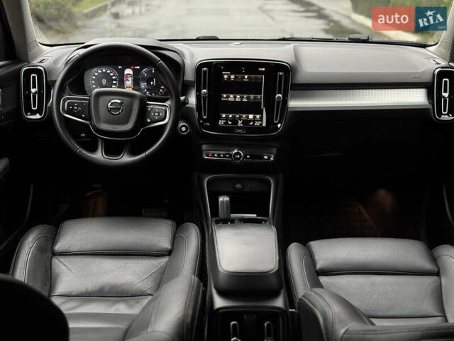 Вольво XC40, об'ємом двигуна 1.97 л та пробігом 109 тис. км за 32000 $, фото 32 на Automoto.ua