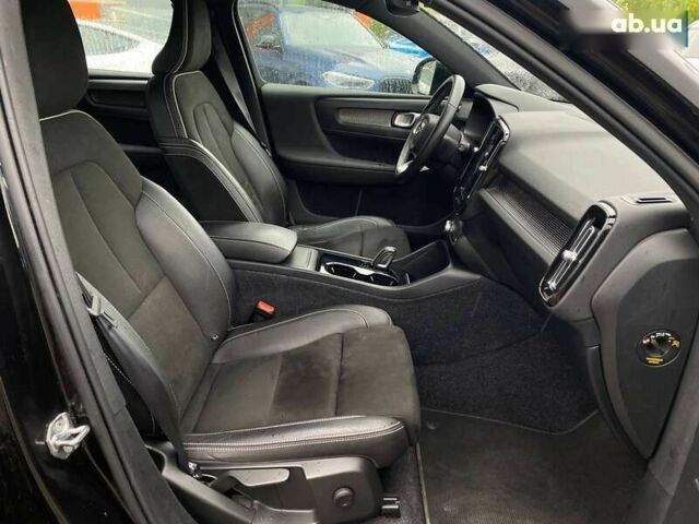 Вольво XC40, объемом двигателя 0 л и пробегом 53 тыс. км за 28900 $, фото 22 на Automoto.ua