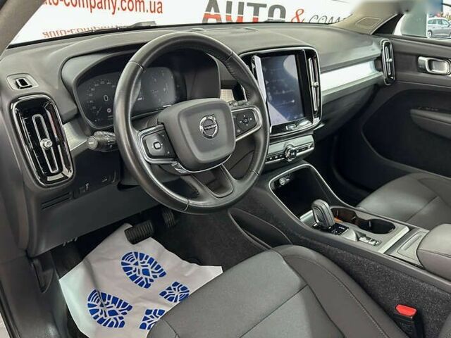 Вольво XC40, объемом двигателя 2 л и пробегом 194 тыс. км за 24850 $, фото 6 на Automoto.ua
