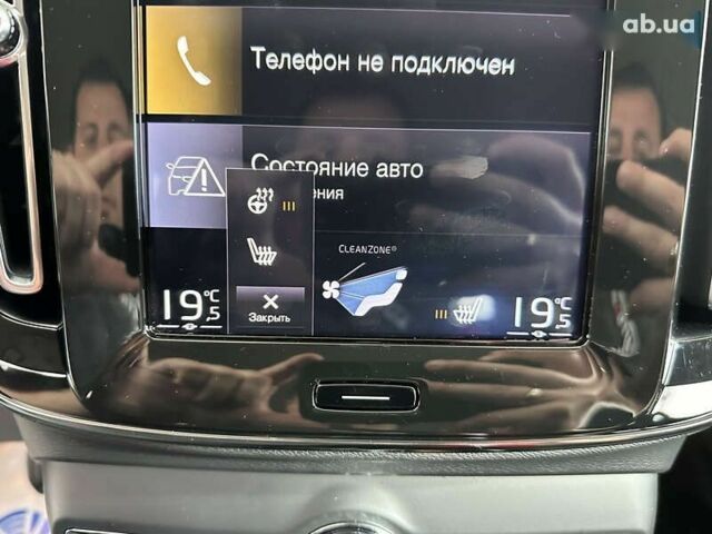 Вольво XC40, объемом двигателя 2 л и пробегом 194 тыс. км за 24850 $, фото 24 на Automoto.ua