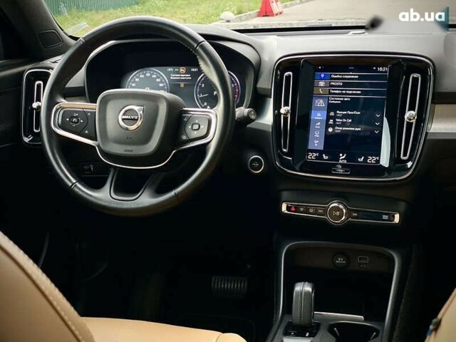 Вольво XC40, объемом двигателя 2 л и пробегом 73 тыс. км за 24500 $, фото 28 на Automoto.ua