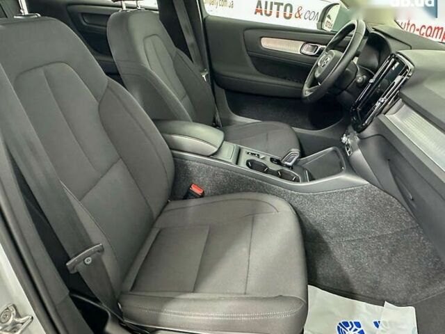 Вольво XC40, объемом двигателя 2 л и пробегом 194 тыс. км за 24850 $, фото 7 на Automoto.ua