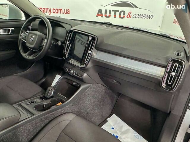 Вольво XC40, объемом двигателя 2 л и пробегом 194 тыс. км за 24850 $, фото 8 на Automoto.ua