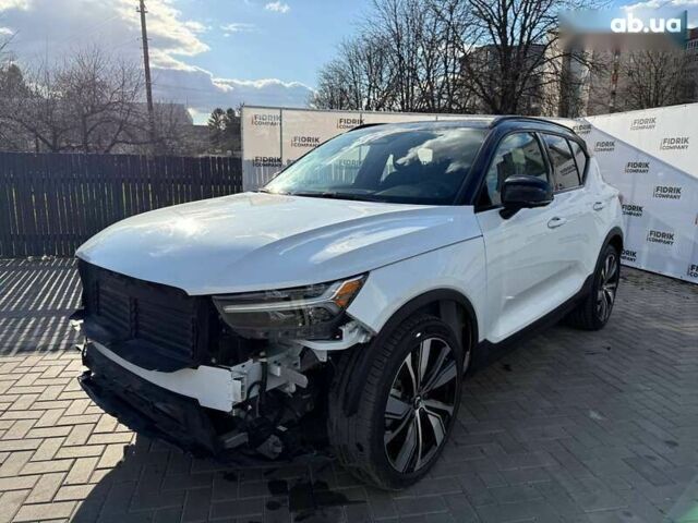 Вольво XC40, объемом двигателя 0 л и пробегом 72 тыс. км за 18200 $, фото 1 на Automoto.ua