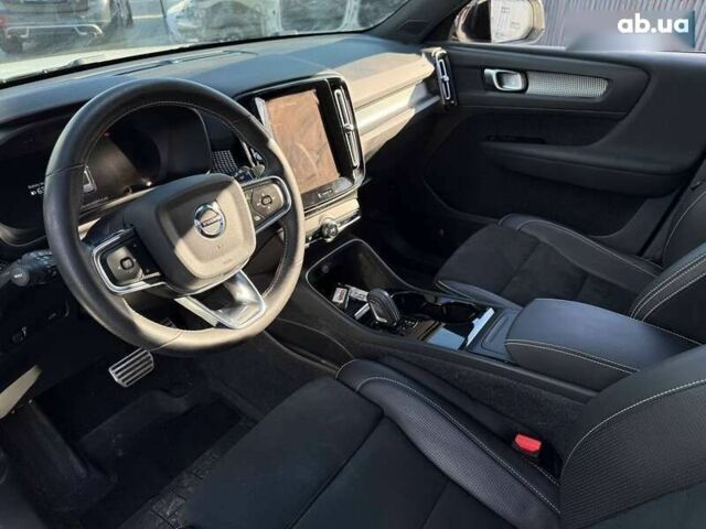 Вольво XC40, объемом двигателя 0 л и пробегом 72 тыс. км за 18200 $, фото 4 на Automoto.ua