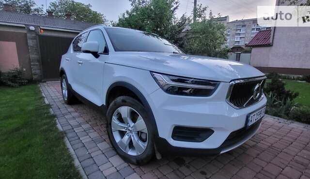 Вольво XC40, об'ємом двигуна 1.97 л та пробігом 12 тис. км за 26300 $, фото 4 на Automoto.ua