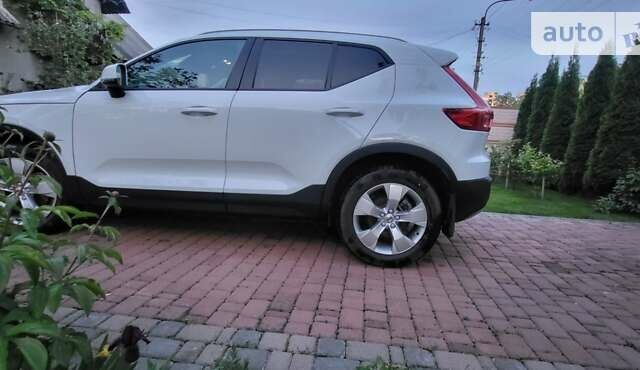 Вольво XC40, объемом двигателя 1.97 л и пробегом 12 тыс. км за 25300 $, фото 54 на Automoto.ua