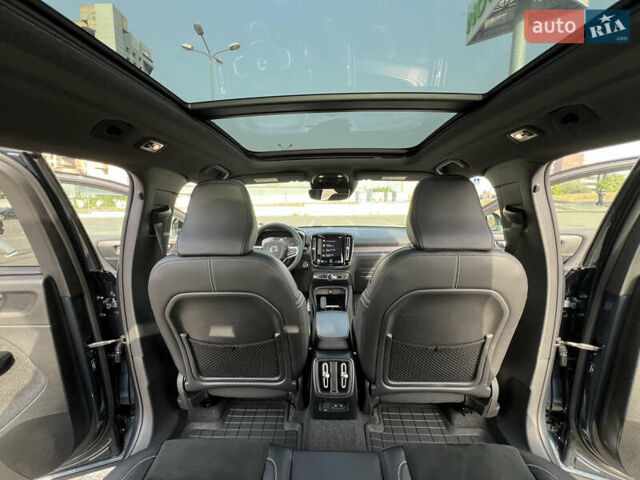 Вольво XC40, объемом двигателя 1.97 л и пробегом 43 тыс. км за 27500 $, фото 23 на Automoto.ua