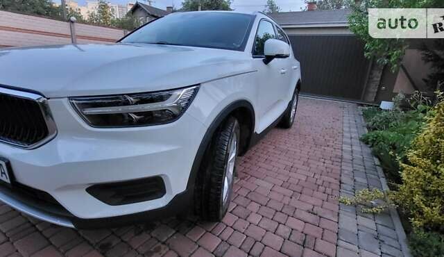 Вольво XC40, об'ємом двигуна 1.97 л та пробігом 12 тис. км за 26300 $, фото 8 на Automoto.ua