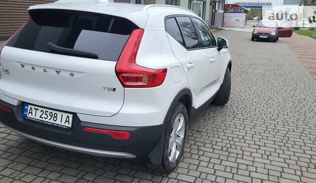 Вольво XC40, объемом двигателя 1.97 л и пробегом 12 тыс. км за 26300 $, фото 33 на Automoto.ua