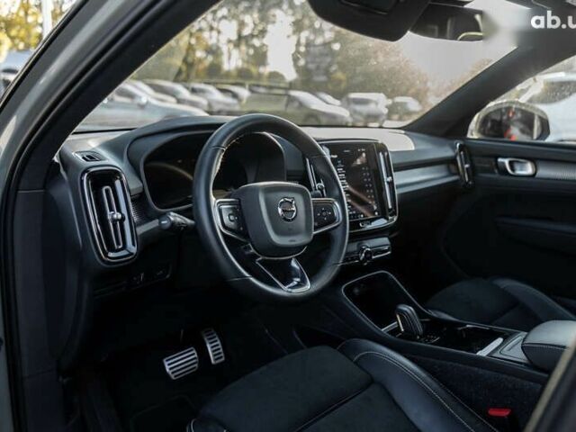 Вольво XC40, об'ємом двигуна 0 л та пробігом 85 тис. км за 29800 $, фото 9 на Automoto.ua
