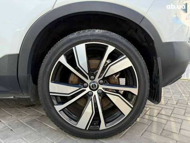Вольво XC40, объемом двигателя 0 л и пробегом 72 тыс. км за 18200 $, фото 10 на Automoto.ua