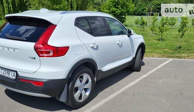 Вольво XC40, объемом двигателя 1.97 л и пробегом 12 тыс. км за 25300 $, фото 20 на Automoto.ua