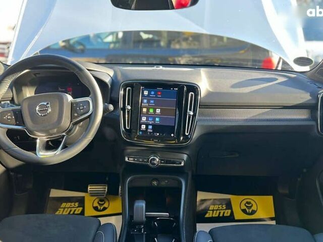 Вольво XC40, объемом двигателя 0 л и пробегом 48 тыс. км за 30500 $, фото 15 на Automoto.ua
