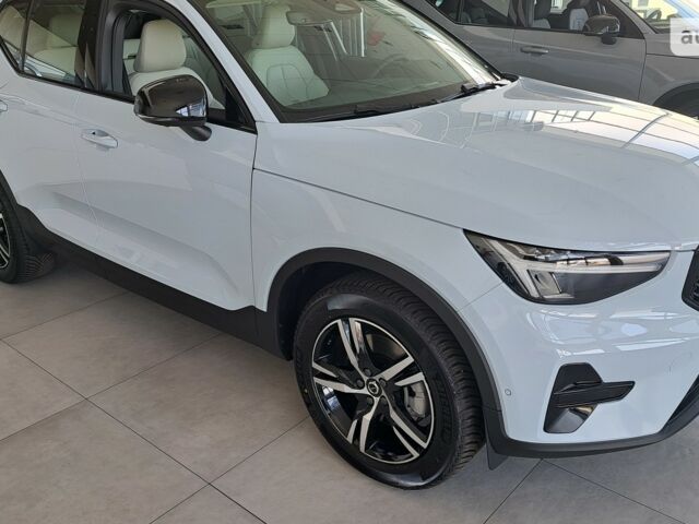 Вольво XC40, об'ємом двигуна 1.97 л та пробігом 0 тис. км за 51158 $, фото 6 на Automoto.ua