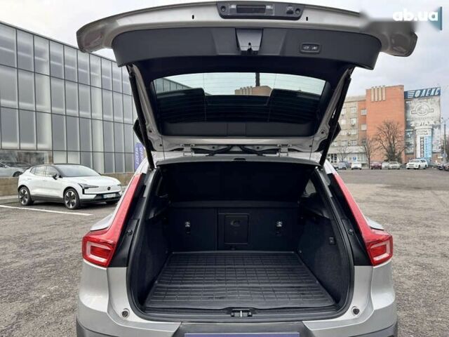 Вольво XC40, объемом двигателя 0 л и пробегом 31 тыс. км за 32500 $, фото 28 на Automoto.ua
