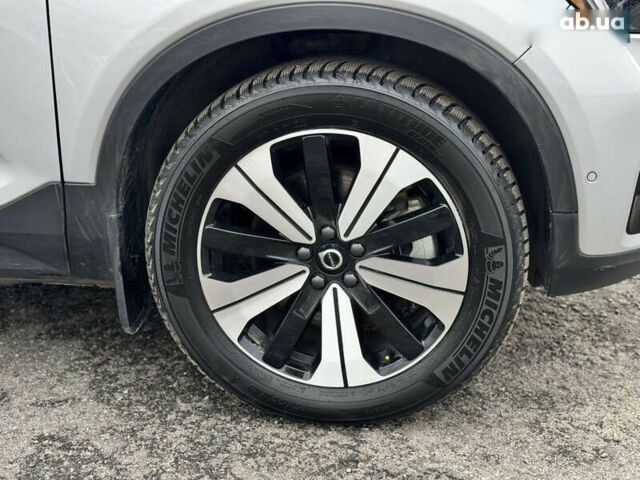 Вольво XC40, объемом двигателя 0 л и пробегом 31 тыс. км за 32500 $, фото 4 на Automoto.ua