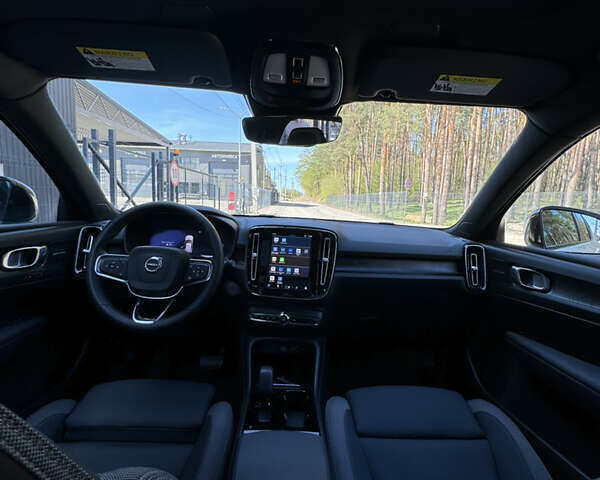 Вольво XC40, объемом двигателя 0 л и пробегом 8 тыс. км за 33499 $, фото 31 на Automoto.ua