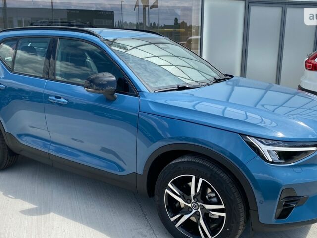 Вольво XC40, объемом двигателя 1.97 л и пробегом 0 тыс. км за 51615 $, фото 2 на Automoto.ua