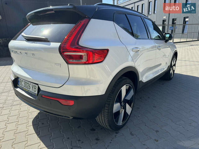 Вольво XC40, объемом двигателя 0 л и пробегом 8 тыс. км за 33499 $, фото 9 на Automoto.ua