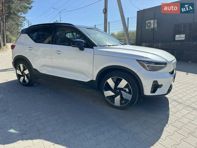 Вольво XC40, объемом двигателя 0 л и пробегом 8 тыс. км за 33499 $, фото 10 на Automoto.ua