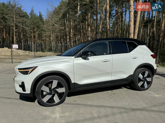 Вольво XC40, объемом двигателя 0 л и пробегом 8 тыс. км за 33499 $, фото 3 на Automoto.ua