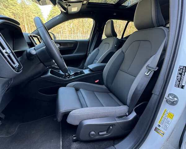 Вольво XC40, объемом двигателя 0 л и пробегом 8 тыс. км за 33499 $, фото 21 на Automoto.ua