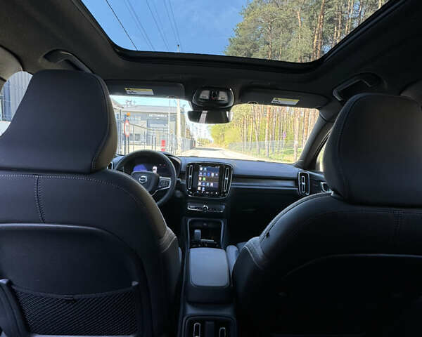 Вольво XC40, объемом двигателя 0 л и пробегом 8 тыс. км за 29500 $, фото 32 на Automoto.ua