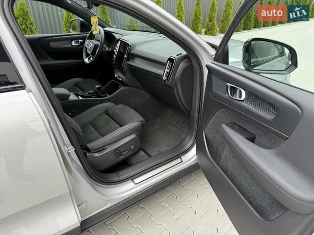 Вольво XC40, объемом двигателя 1.97 л и пробегом 30 тыс. км за 34900 $, фото 13 на Automoto.ua