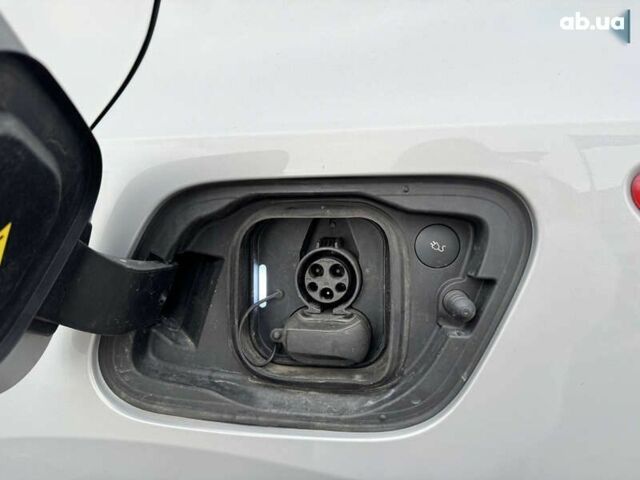 Вольво XC40, объемом двигателя 0 л и пробегом 31 тыс. км за 32500 $, фото 27 на Automoto.ua