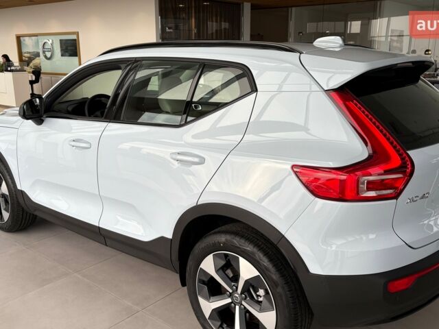 купить новое авто Вольво XC40 2024 года от официального дилера Віннер Автомотів Volvo Вольво фото