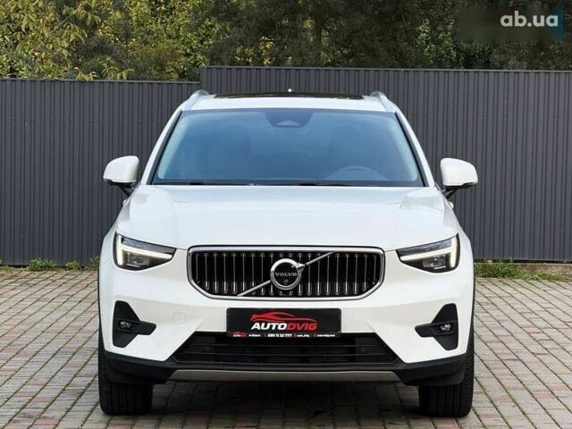 Вольво XC40 2024 в Луцке на Automoto.ua Вольво XC40, объемом двигателя 2 л и пробегом 3 тыс. км за 37899 $, фото 8 на Automoto.ua