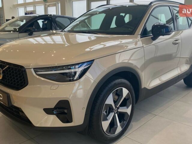 купить новое авто Вольво XC40 2024 года от официального дилера ТзОВ «Імпері Моторз» Вольво фото