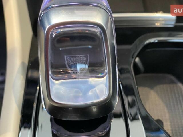 купить новое авто Вольво XC40 2024 года от официального дилера ТзОВ «Імпері Моторз» Вольво фото