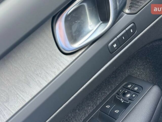 Вольво XC40, объемом двигателя 1.97 л и пробегом 0 тыс. км за 42614 $, фото 18 на Automoto.ua