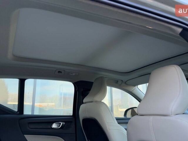 купить новое авто Вольво XC40 2024 года от официального дилера Автоцентр Поділля Вольво фото