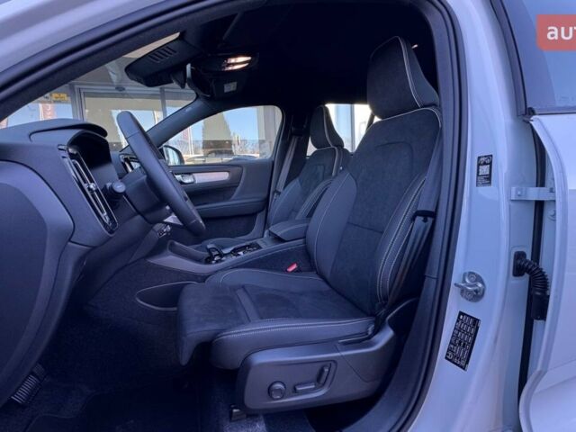 купить новое авто Вольво XC40 2025 года от официального дилера Автоцентр Поділля Вольво фото