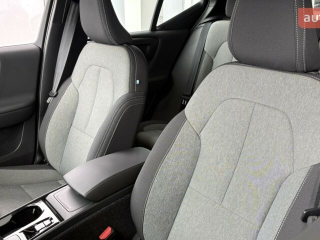 купить новое авто Вольво XC40 2025 года от официального дилера Віннер Автомотів Volvo Вольво фото