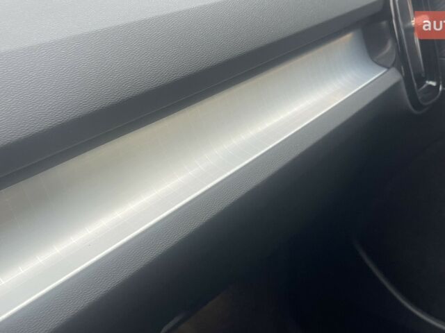 Вольво XC40, объемом двигателя 1.97 л и пробегом 0 тыс. км за 46405 $, фото 28 на Automoto.ua