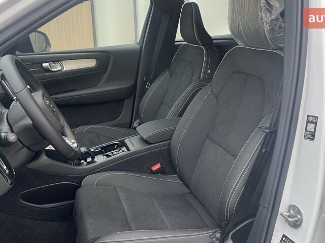 Вольво XC40, объемом двигателя 1.97 л и пробегом 0 тыс. км за 43747 $, фото 9 на Automoto.ua