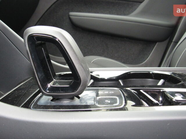 купить новое авто Вольво XC40 2025 года от официального дилера Автоцентр AUTO.RIA Вольво фото