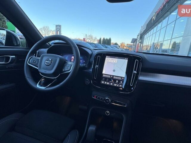 купить новое авто Вольво XC40 2025 года от официального дилера Автоцентр Поділля Вольво фото