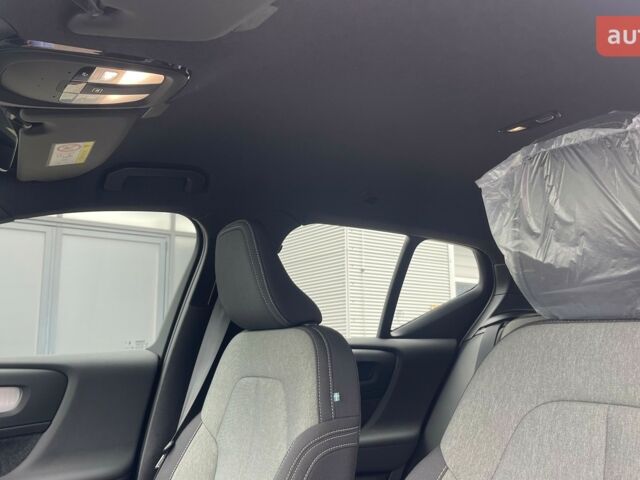Вольво XC40, объемом двигателя 1.97 л и пробегом 0 тыс. км за 49059 $, фото 16 на Automoto.ua