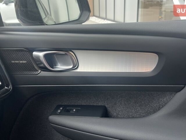 Вольво XC40, объемом двигателя 1.97 л и пробегом 0 тыс. км за 43747 $, фото 19 на Automoto.ua