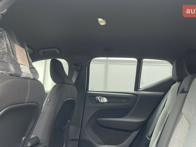 Вольво XC40, объемом двигателя 1.97 л и пробегом 0 тыс. км за 49059 $, фото 17 на Automoto.ua