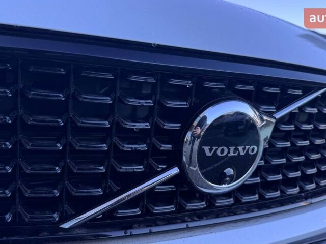 купить новое авто Вольво XC40 2025 года от официального дилера Автоцентр Поділля Вольво фото