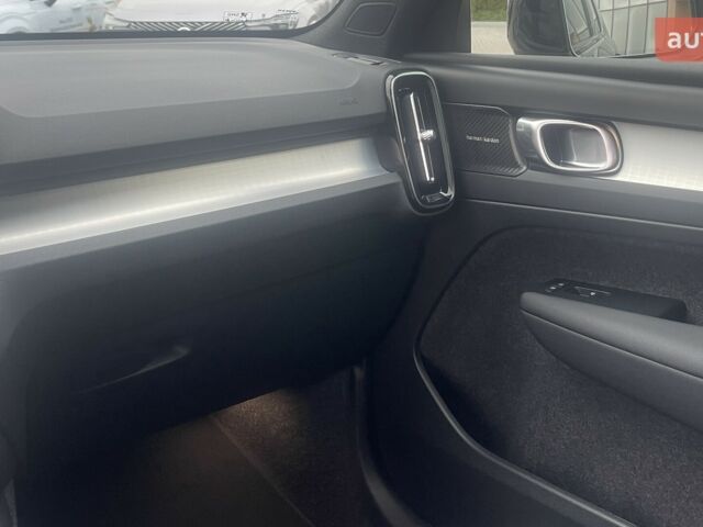 Вольво XC40, объемом двигателя 1.97 л и пробегом 0 тыс. км за 46405 $, фото 24 на Automoto.ua