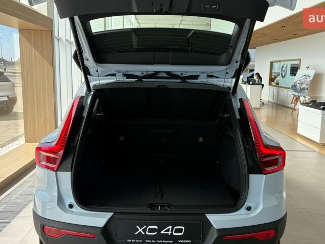 купить новое авто Вольво XC40 2025 года от официального дилера Віннер Автомотів Volvo Вольво фото