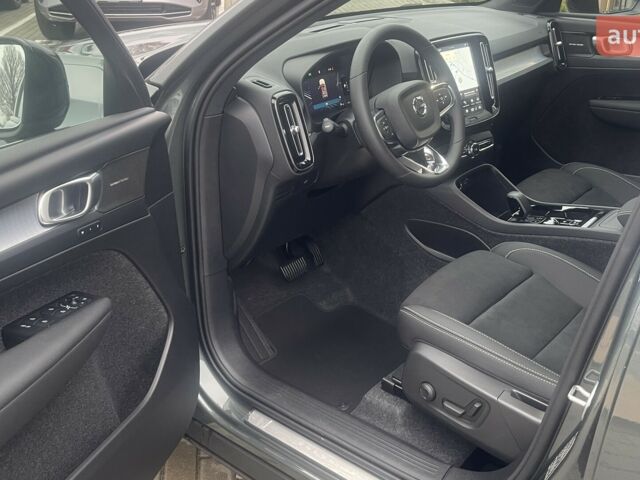Вольво XC40, объемом двигателя 1.97 л и пробегом 0 тыс. км за 46405 $, фото 10 на Automoto.ua